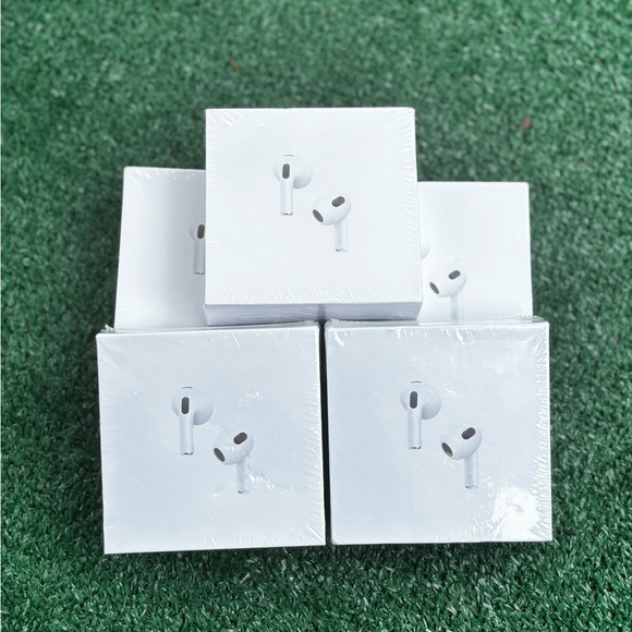 Apple White Earbud Headphones